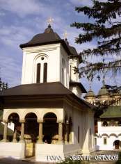 ManastireaSinaia9 (1)
